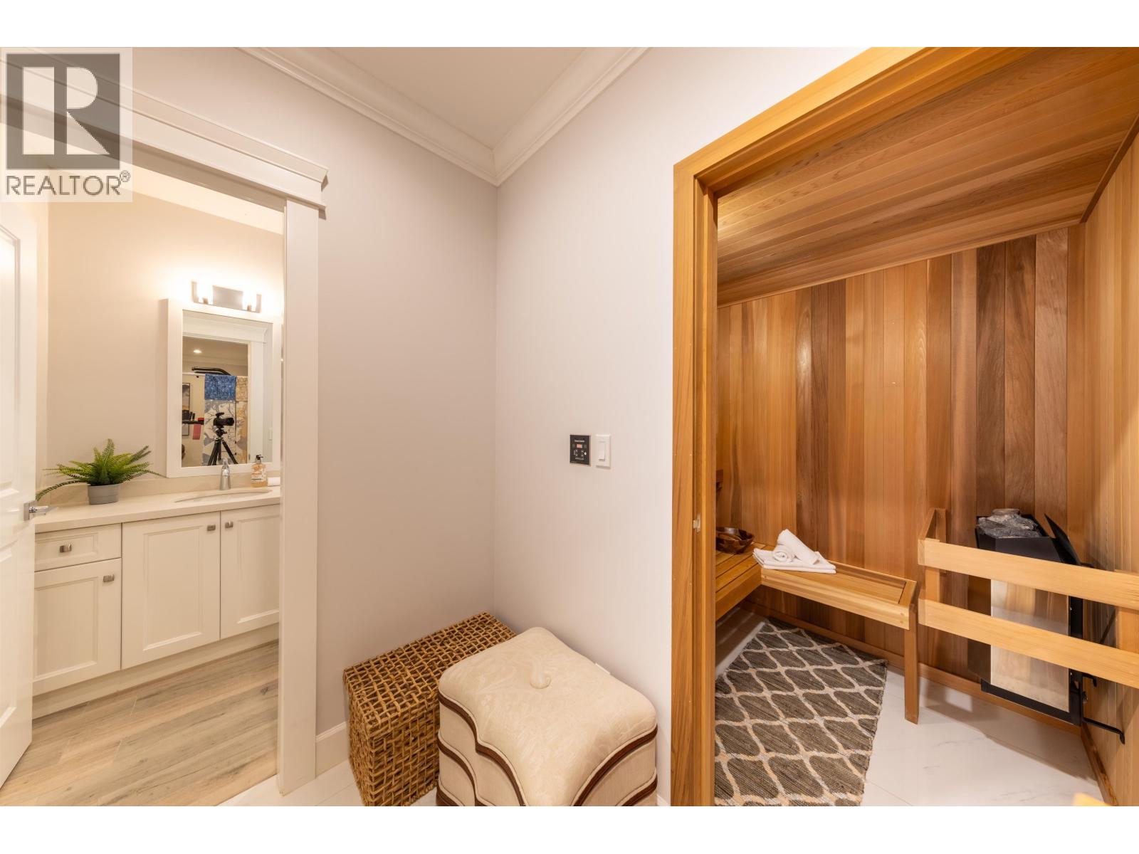 6280 Buchanan Street, Burnaby, British Columbia  V5B 2S5 - Photo 34 - R3115964