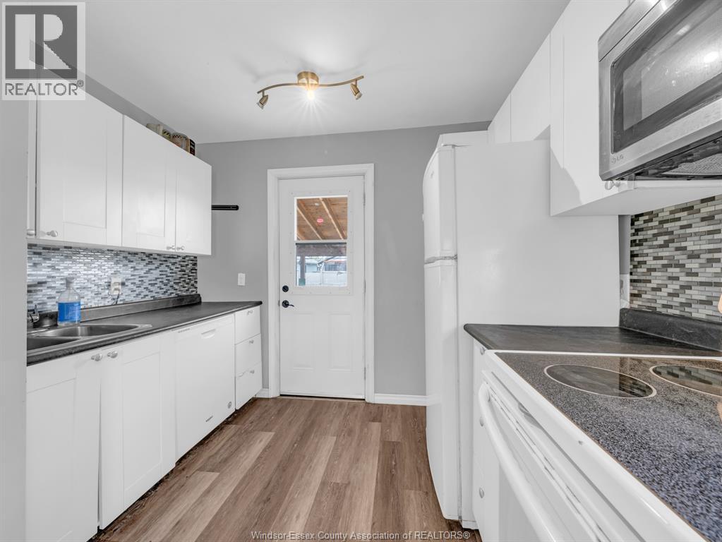 1825 Tourangeau Road, Windsor, Ontario  N8W 4N2 - Photo 8 - 26009259