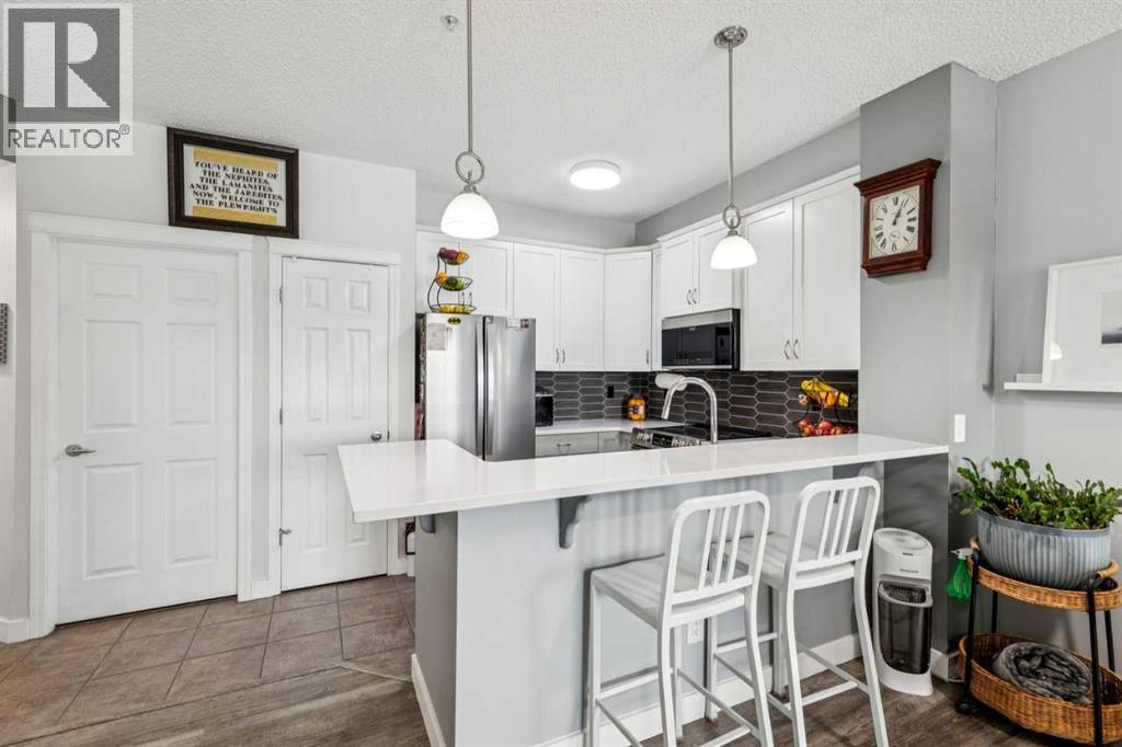 211, 25 Prestwick Drive SE, Calgary, Alberta  T2Z 4Z1 - Photo 9 - A2303609