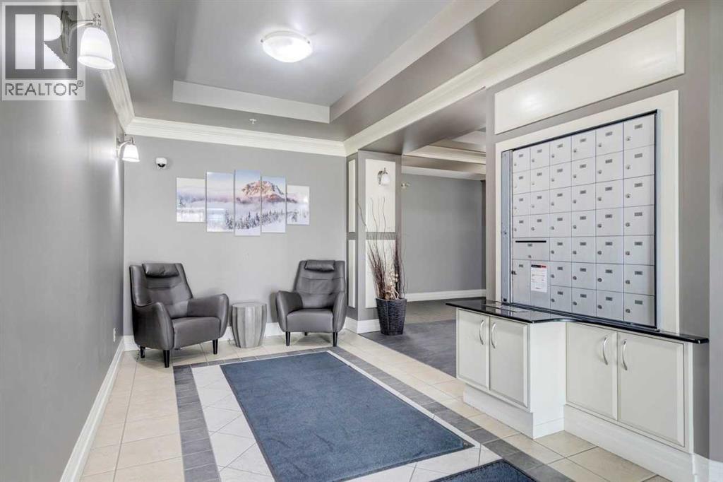 211, 25 Prestwick Drive SE, Calgary, Alberta  T2Z 4Z1 - Photo 3 - A2303609