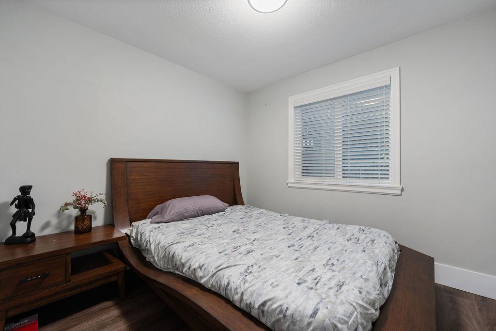 1087 Finlay Street, White Rock, British Columbia  V4B 4K7 - Photo 34 - R3110650