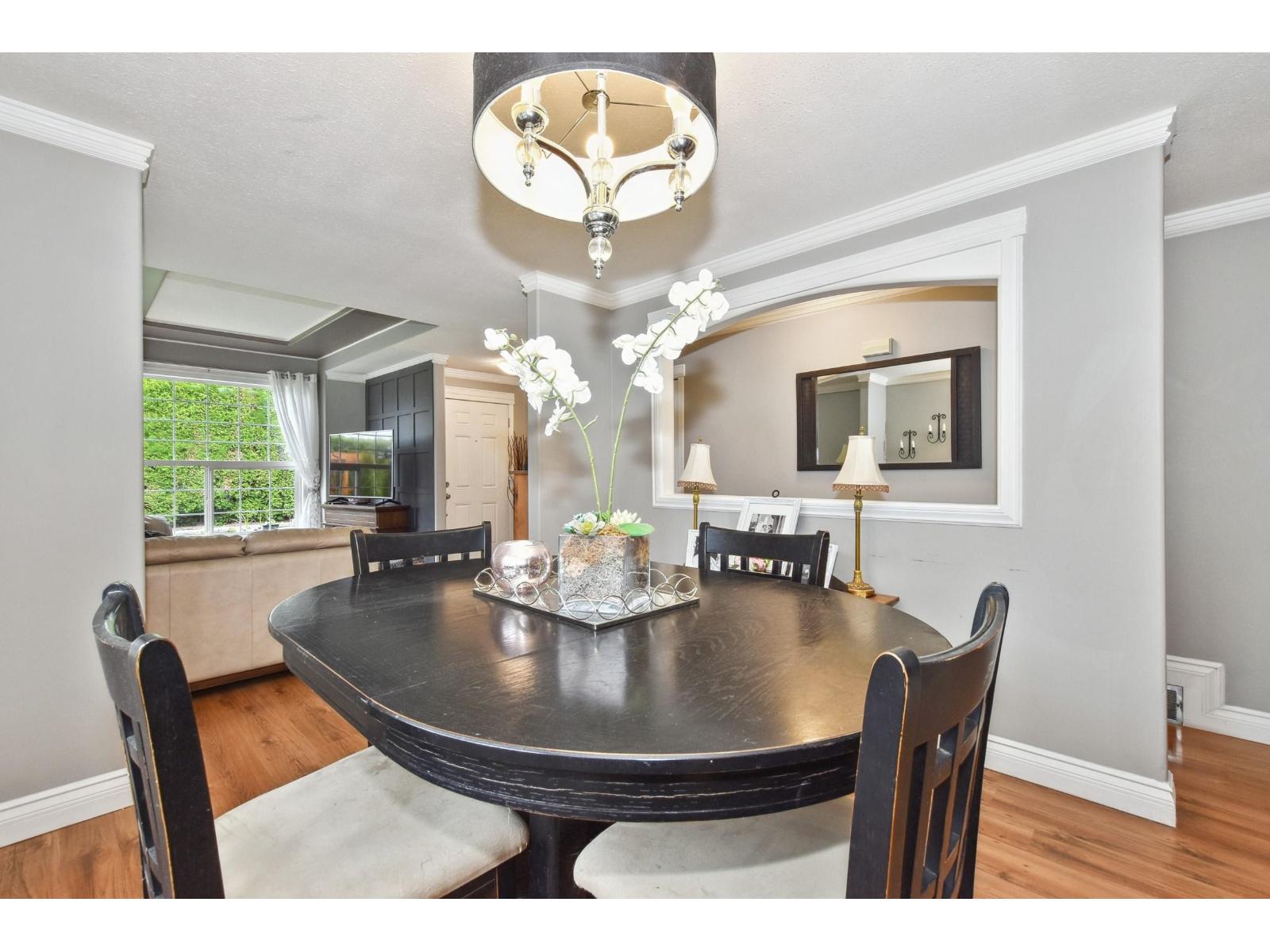 7461 Murray Street, Mission, British Columbia  V2V 4A8 - Photo 8 - R3080503