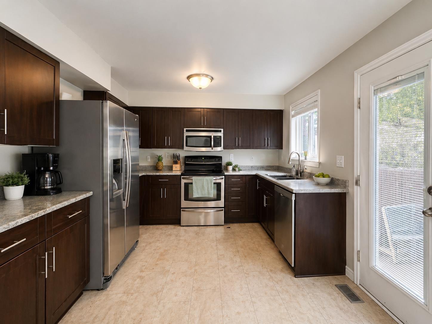 7133 114a Street, Delta, British Columbia  V4E 1X3 - Photo 3 - R3115486