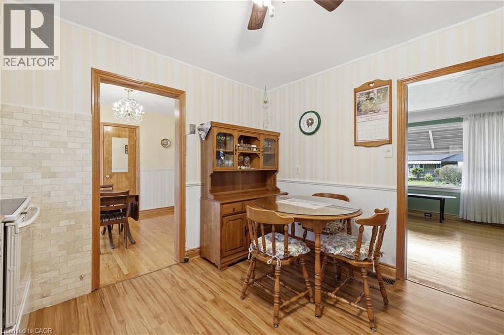 37 Central Park Avenue, Dundas, Ontario  L9H 2M5 - Photo 11 - 40824136