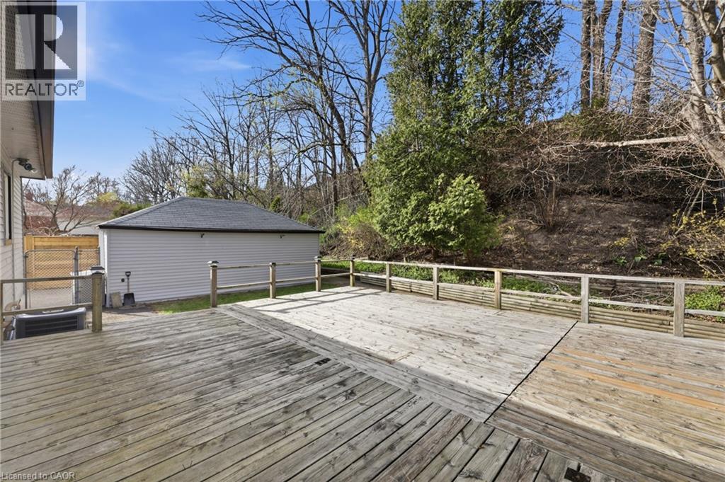 37 Central Park Avenue, Dundas, Ontario  L9H 2M5 - Photo 29 - 40824136