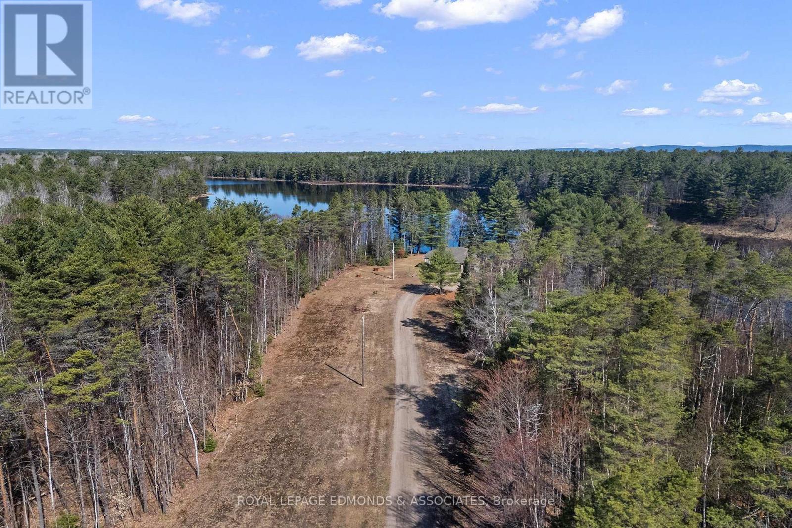 768 Airport Road, Petawawa, Ontario  K8A 6W7 - Photo 43 - X12973286