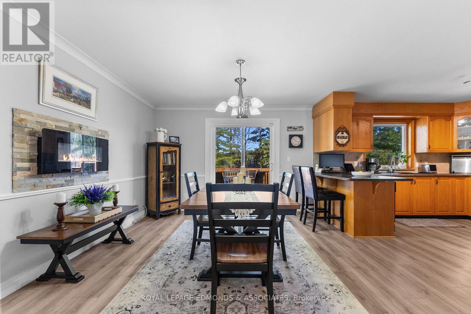 768 Airport Road, Petawawa, Ontario  K8A 6W7 - Photo 9 - X12973286