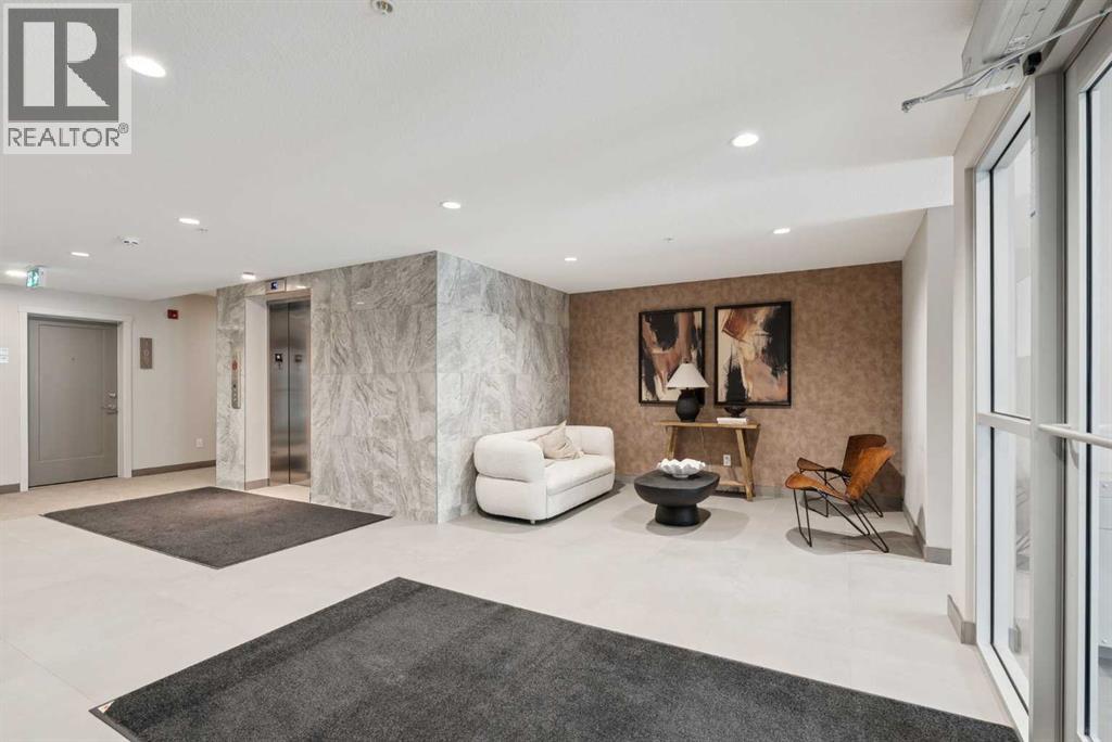 103, 655 Shawnee Square Sw, Calgary, Alberta  T2Y 1E3 - Photo 4 - A2302514