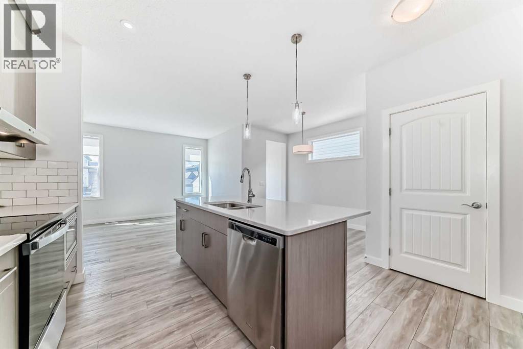 121 Ambleside Heath Nw, Calgary, Alberta  T3P 1S4 - Photo 5 - A2303332