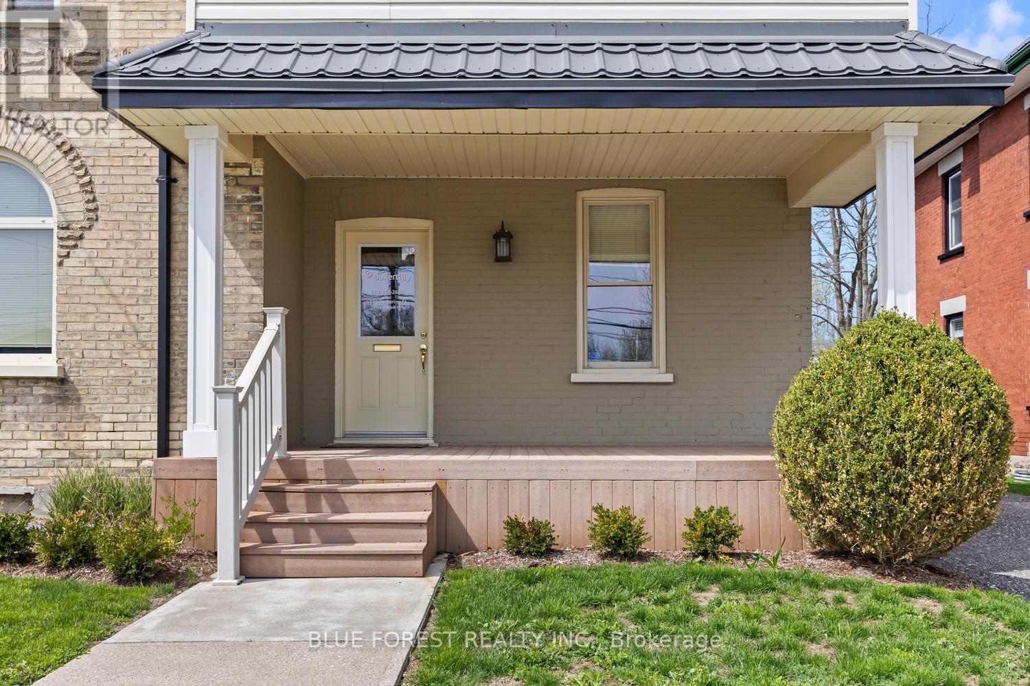 4174 Catherine Street, Thames Centre, Ontario  N0L 1G0 - Photo 5 - X13048618