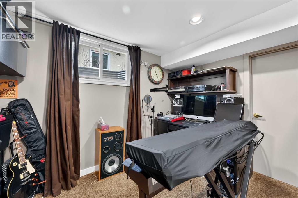 2023 Glenwood Drive Sw, Calgary, Alberta  T3E 3Y7 - Photo 26 - A2305103