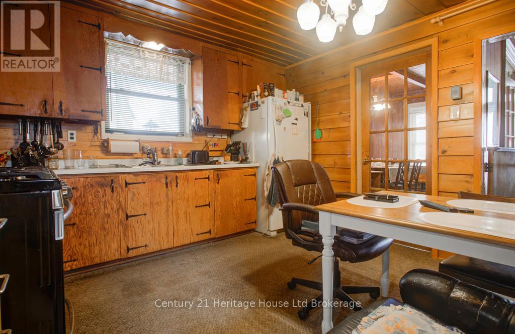 242 Wonham Street S, Ingersoll, Ontario  N5C 2Z6 - Photo 9 - X13048658