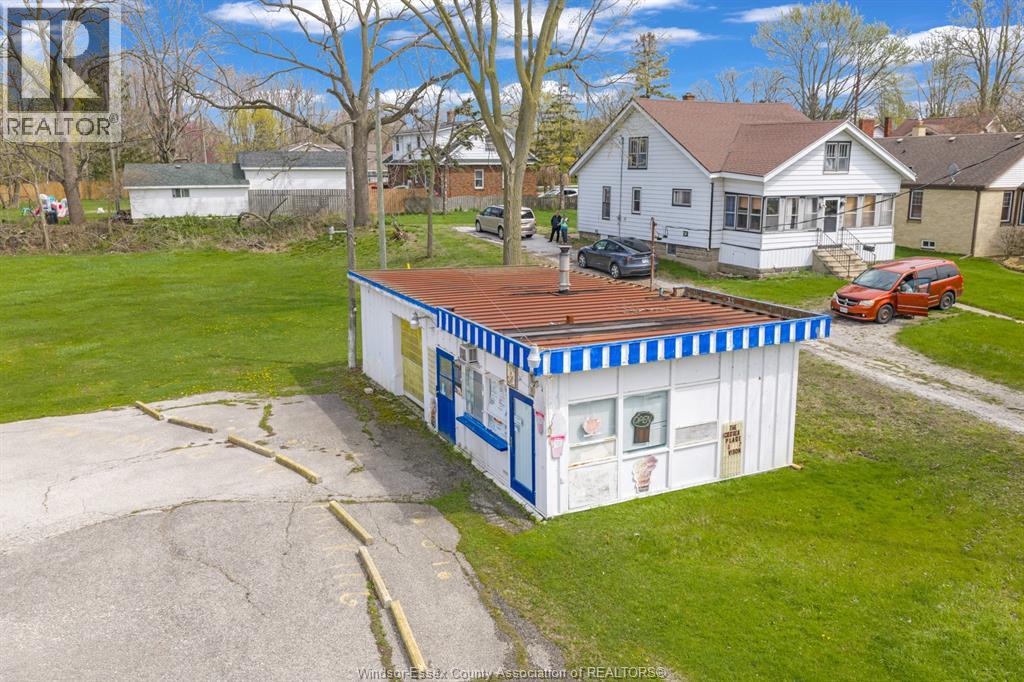 87 Division Street North, Kingsville, Ontario  N9Y 1E3 - Photo 1 - 26009297