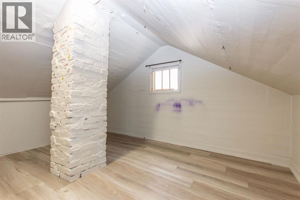 3433 51 Avenue, Red Deer, Alberta  T4N 4E9 - Photo 13 - A2304405