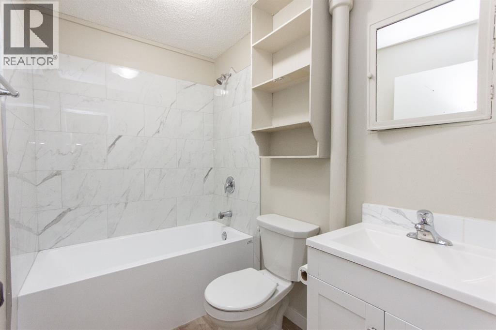 3433 51 Avenue, Red Deer, Alberta  T4N 4E9 - Photo 10 - A2304405