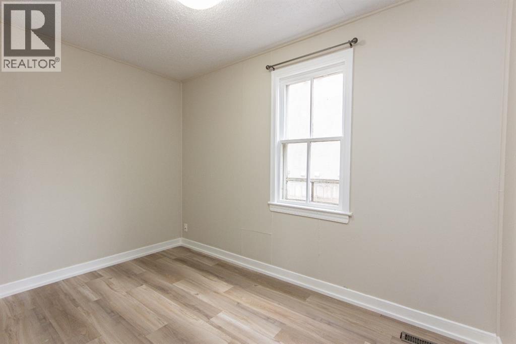 3433 51 Avenue, Red Deer, Alberta  T4N 4E9 - Photo 11 - A2304405