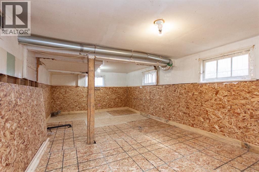 3433 51 Avenue, Red Deer, Alberta  T4N 4E9 - Photo 18 - A2304405