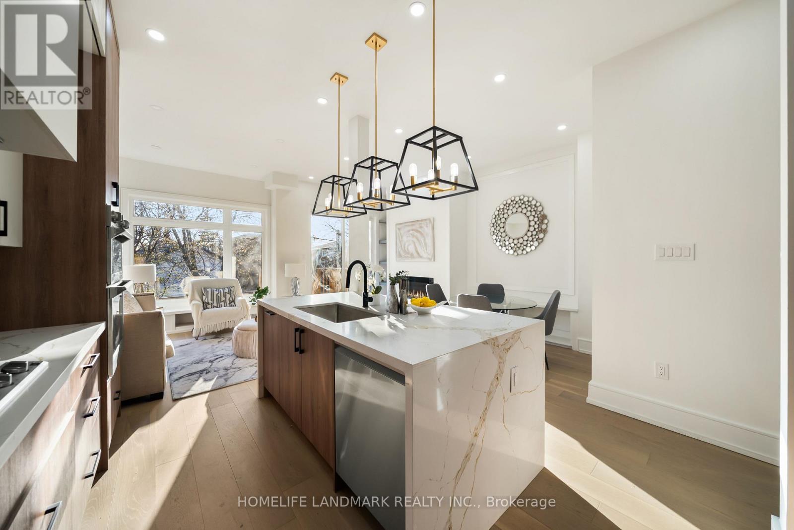 70 Granger Avenue, Toronto, Ontario  M1K 3L3 - Photo 3 - E13037806