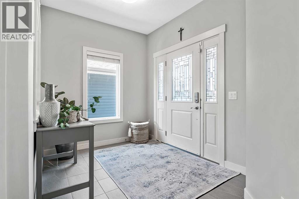 108 Mount Rae Heights, Okotoks, Alberta  T1S 0P1 - Photo 4 - A2300812