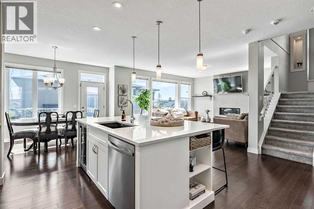 108 Mount Rae Heights, Okotoks, Alberta  T1S 0P1 - Photo 13 - A2300812