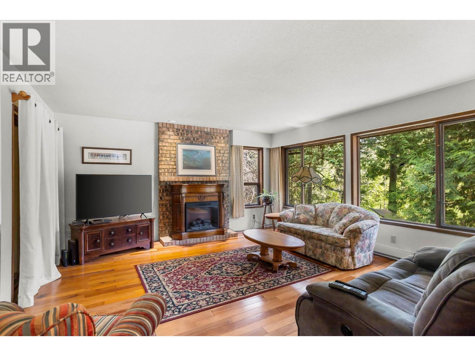 24400 130 Avenue, Maple Ridge, British Columbia  V4R 2S2 - Photo 4 - R3115624