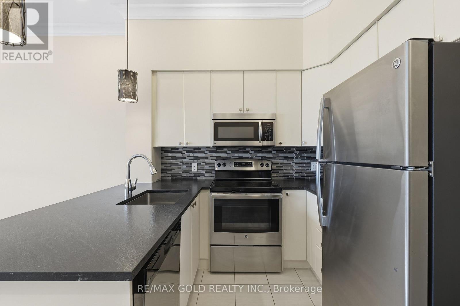 305 - 112 King Street E, Hamilton, Ontario  L8N 1A8 - Photo 8 - X12853632