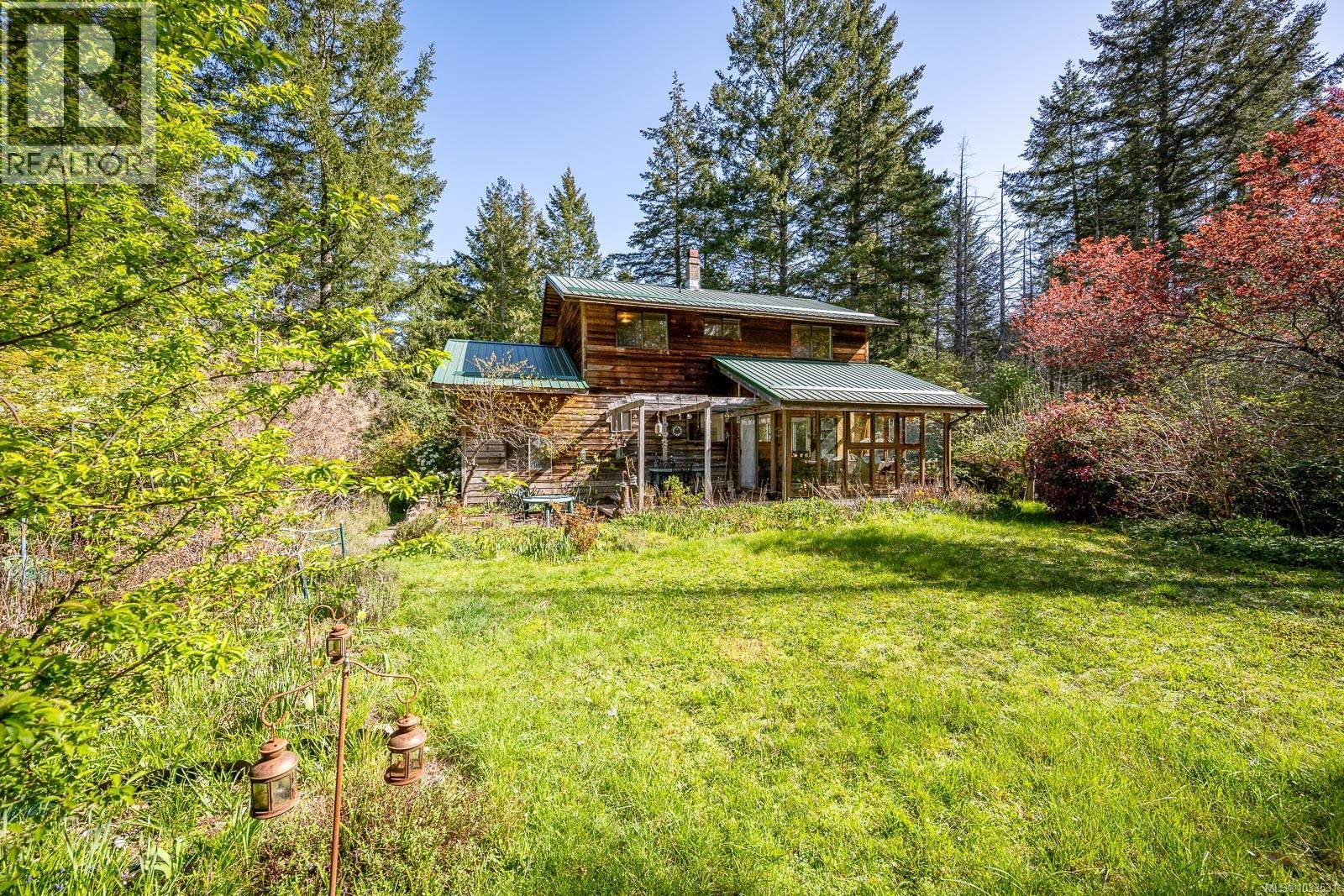 875 Carmichael Rd, Hornby Island, British Columbia  V0R 1Z0 - Photo 2 - 1033531