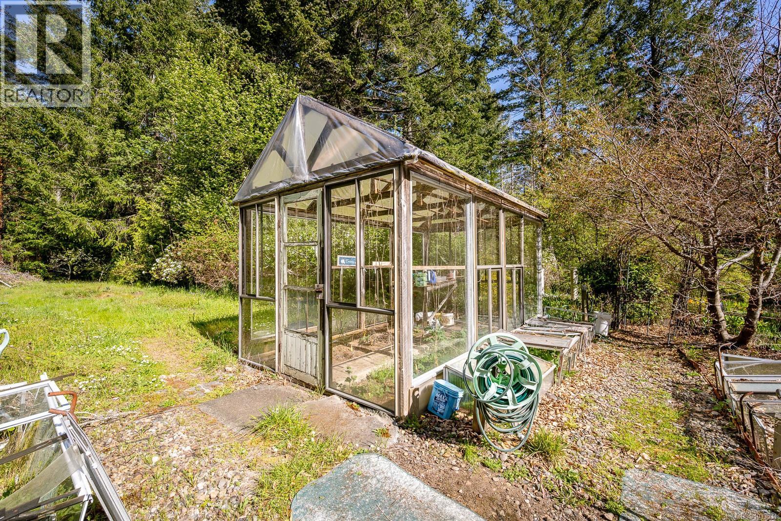875 Carmichael Rd, Hornby Island, British Columbia  V0R 1Z0 - Photo 24 - 1033531