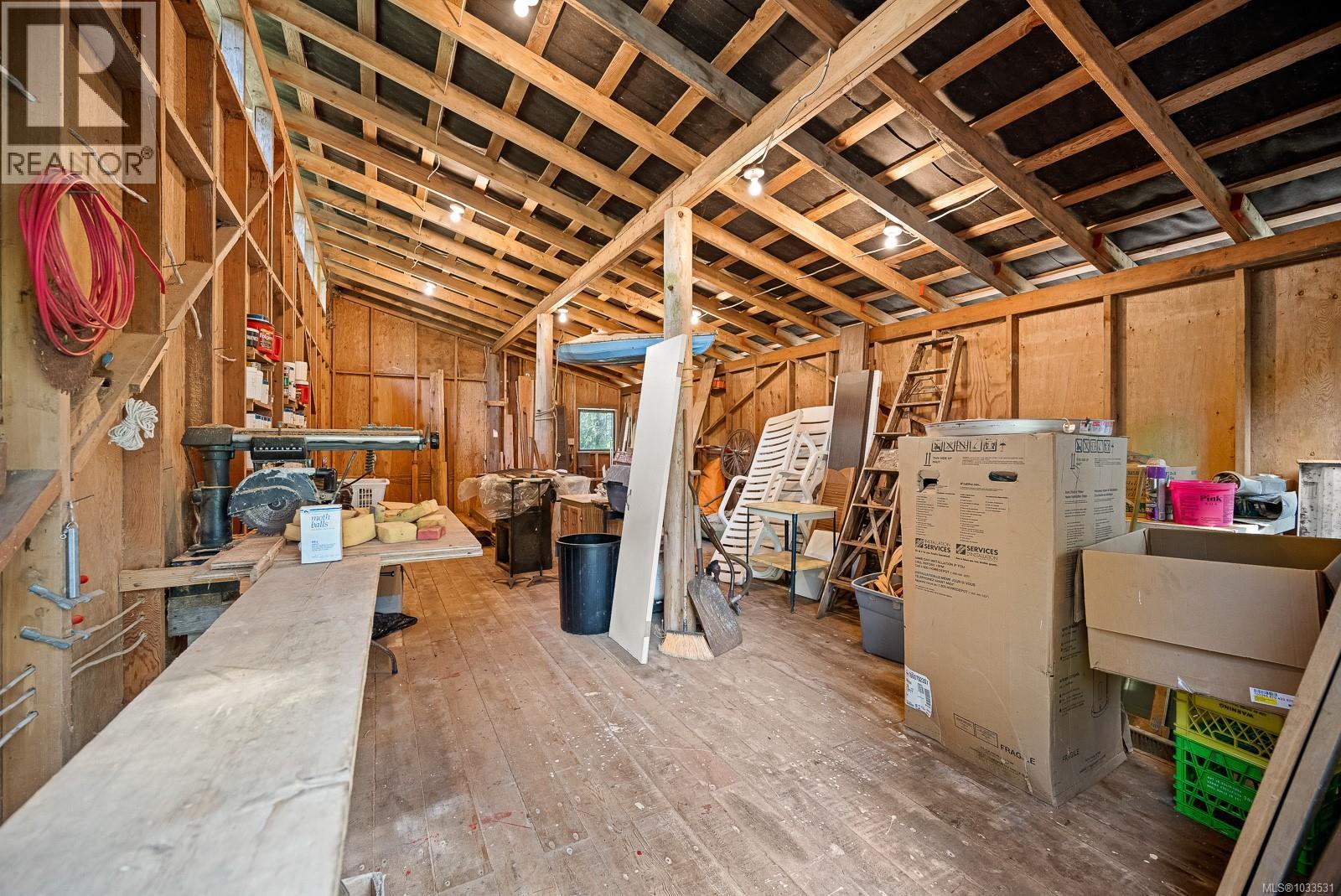 875 Carmichael Rd, Hornby Island, British Columbia  V0R 1Z0 - Photo 34 - 1033531