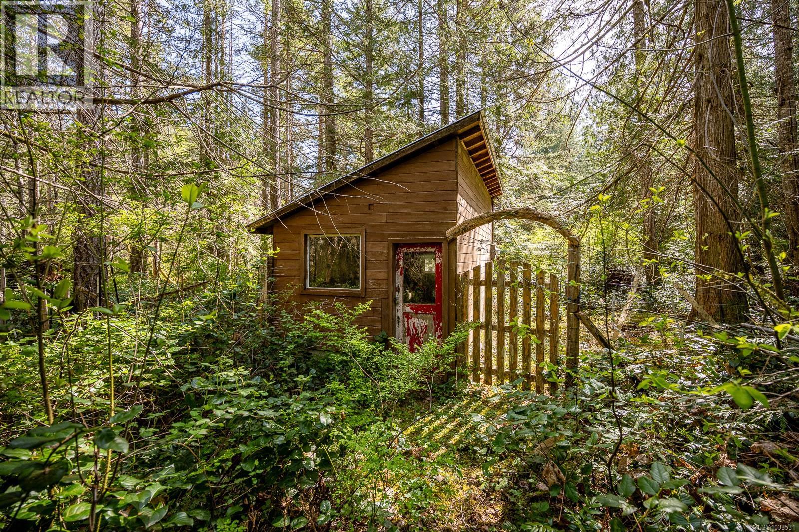 875 Carmichael Rd, Hornby Island, British Columbia  V0R 1Z0 - Photo 37 - 1033531