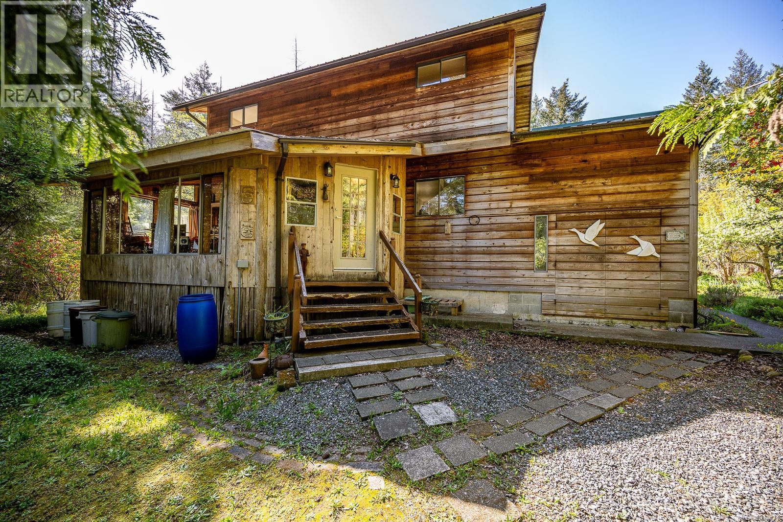 875 Carmichael Rd, Hornby Island, British Columbia  V0R 1Z0 - Photo 4 - 1033531