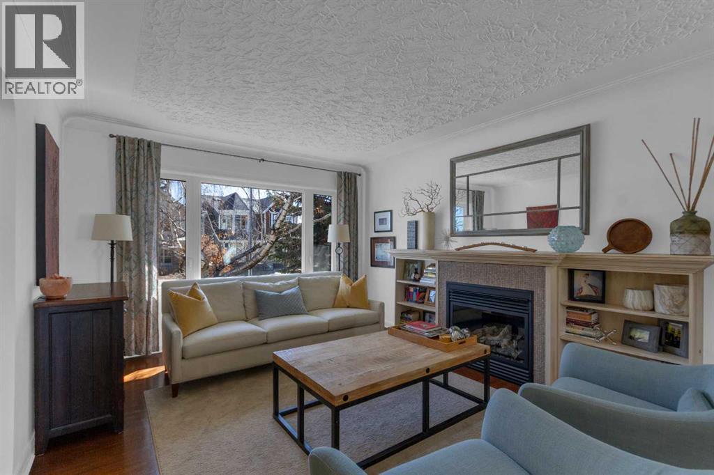 3207 25 Street Sw, Calgary, Alberta  T3E 1Y3 - Photo 10 - A2303953