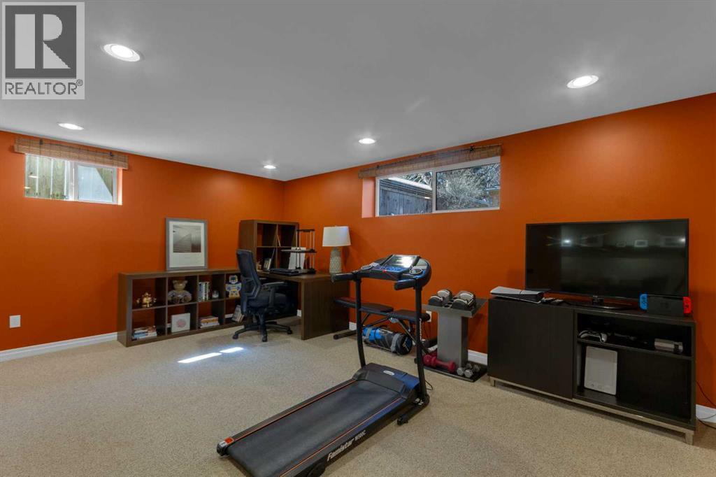 3207 25 Street Sw, Calgary, Alberta  T3E 1Y3 - Photo 21 - A2303953