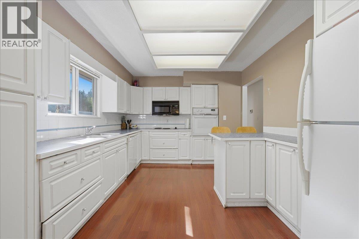 12014 208 Street, Maple Ridge, British Columbia  V2X 4W8 - Photo 12 - R3115834