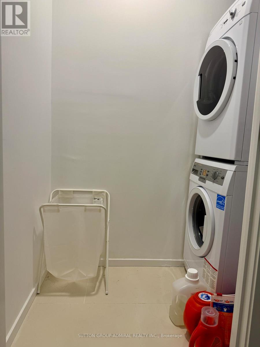 1004 - 1 Bloor Street E, Toronto, Ontario  M4W 0A8 - Photo 16 - C13048630