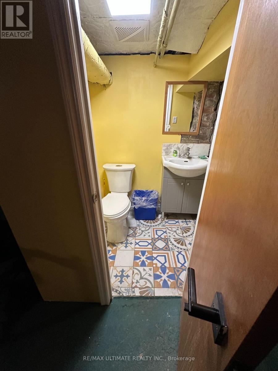 578 Dundas Street W, Toronto, Ontario  M5T 1H5 - Photo 14 - C13048640