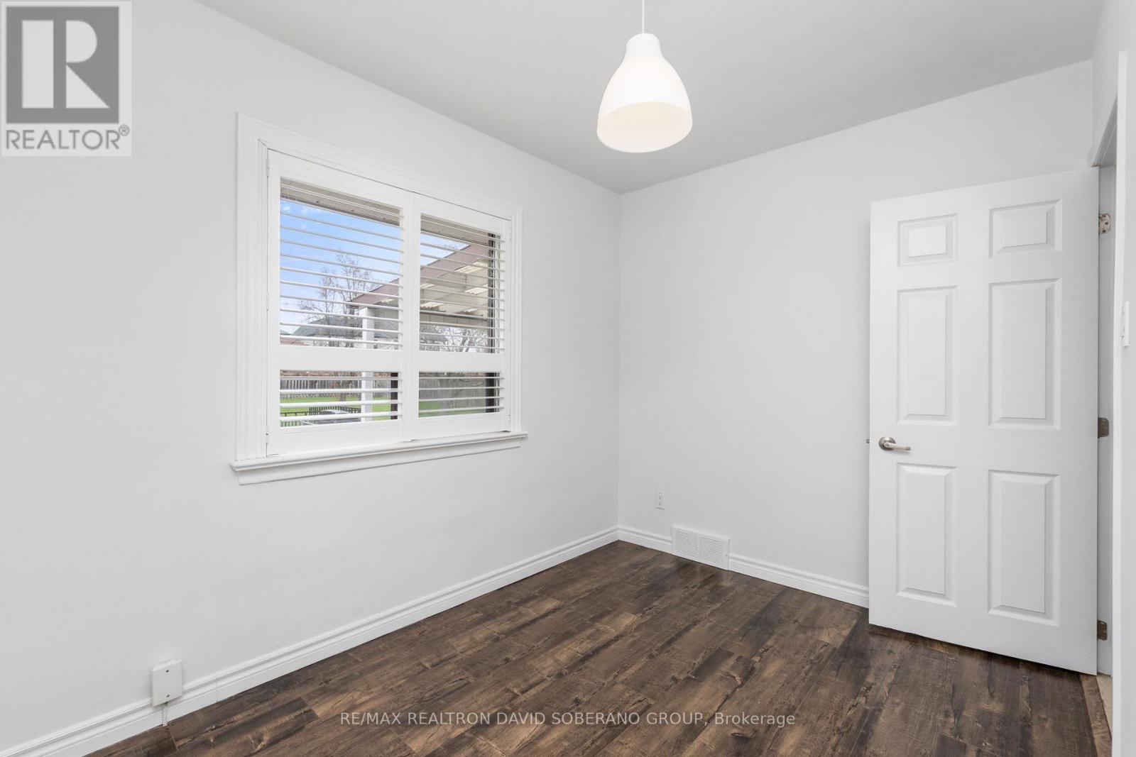 16 Faith Avenue, Toronto, Ontario  M3H 1W3 - Photo 18 - C13048688