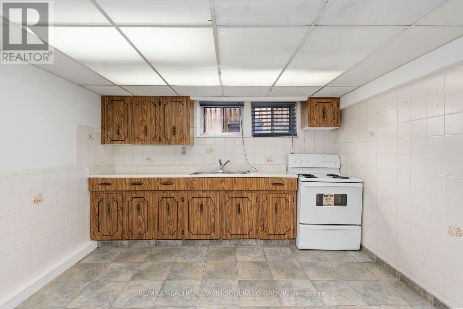 16 Faith Avenue, Toronto, Ontario  M3H 1W3 - Photo 23 - C13048688