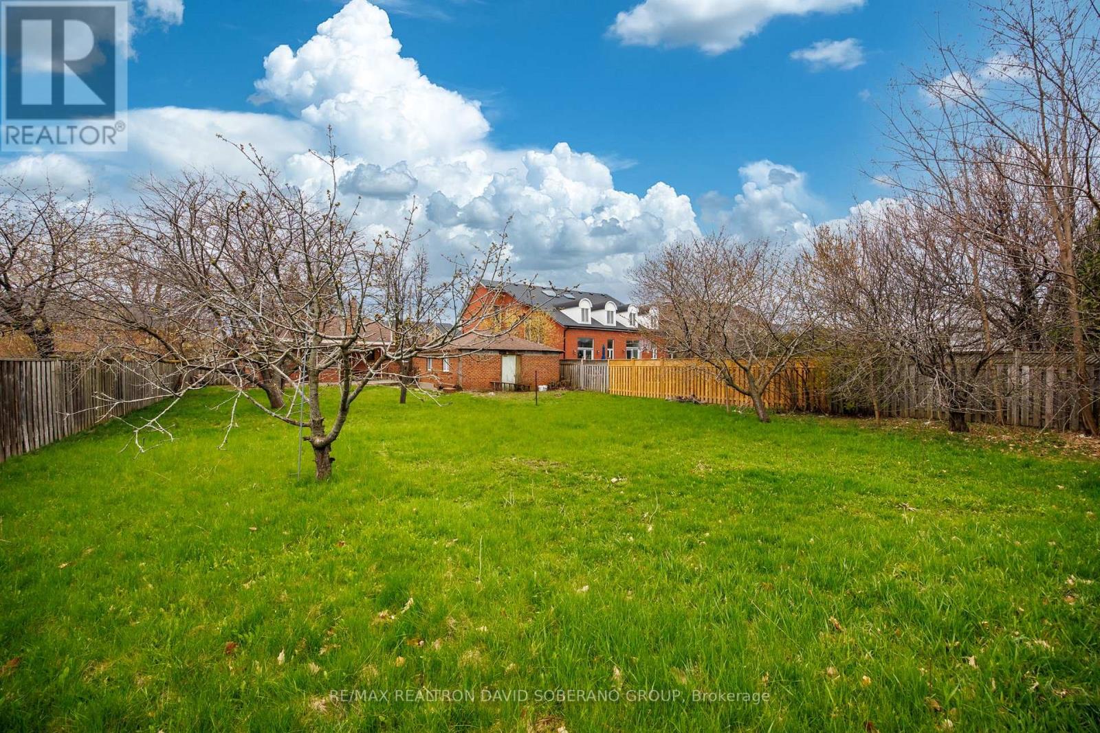 16 Faith Avenue, Toronto, Ontario  M3H 1W3 - Photo 32 - C13048688