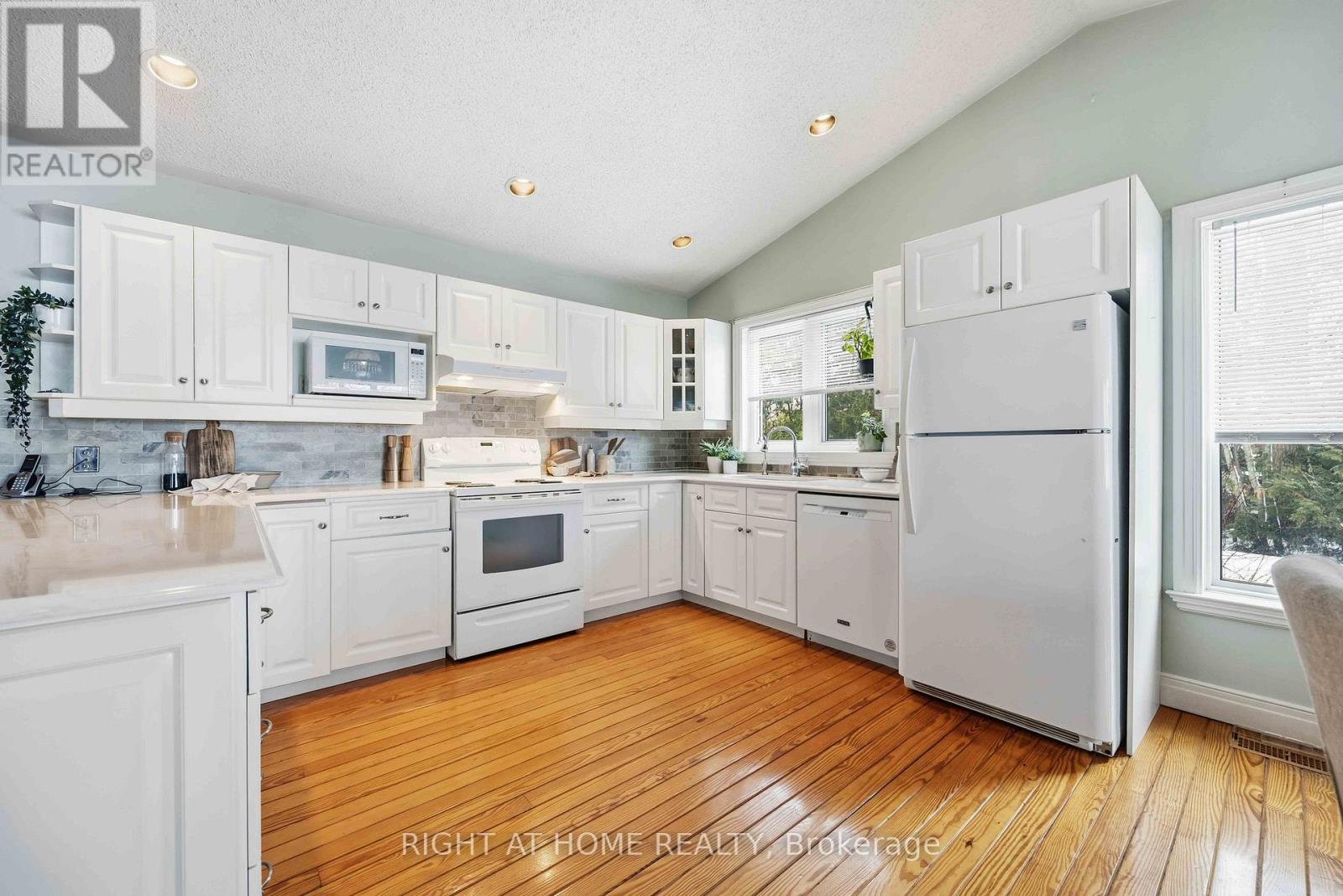 28 Birch Island Road, Scugog, Ontario  L0B 1K0 - Photo 12 - E13048620