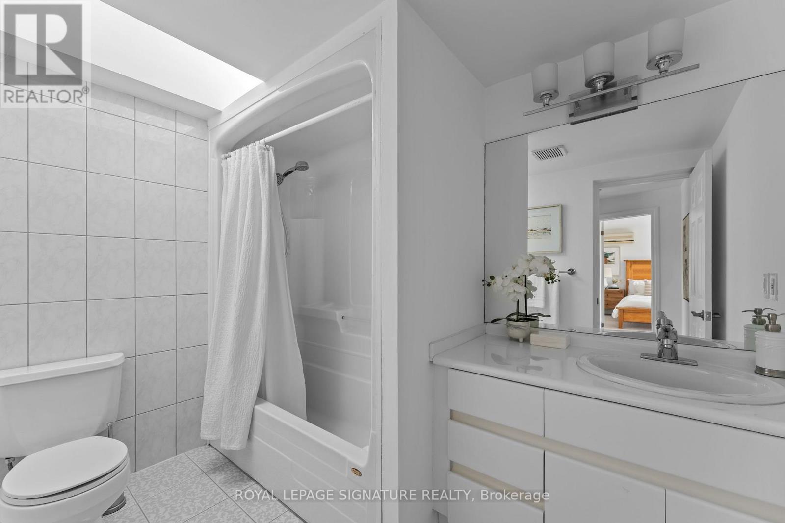 47 Don Valley Drive, Toronto, Ontario  M4K 2J1 - Photo 34 - E13048698