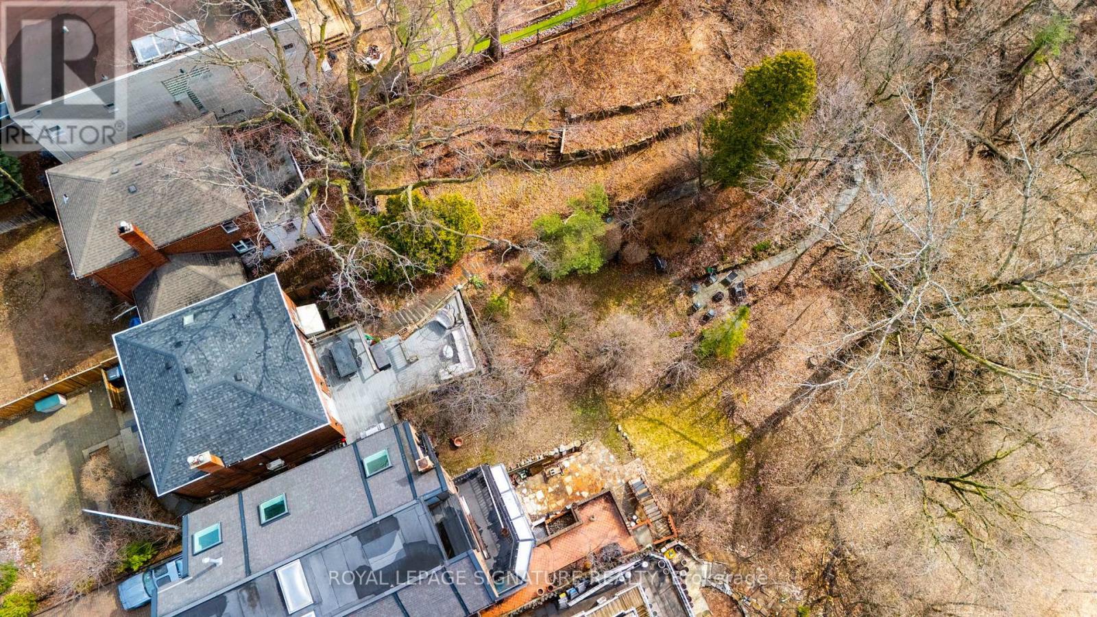 47 Don Valley Drive, Toronto, Ontario  M4K 2J1 - Photo 45 - E13048698