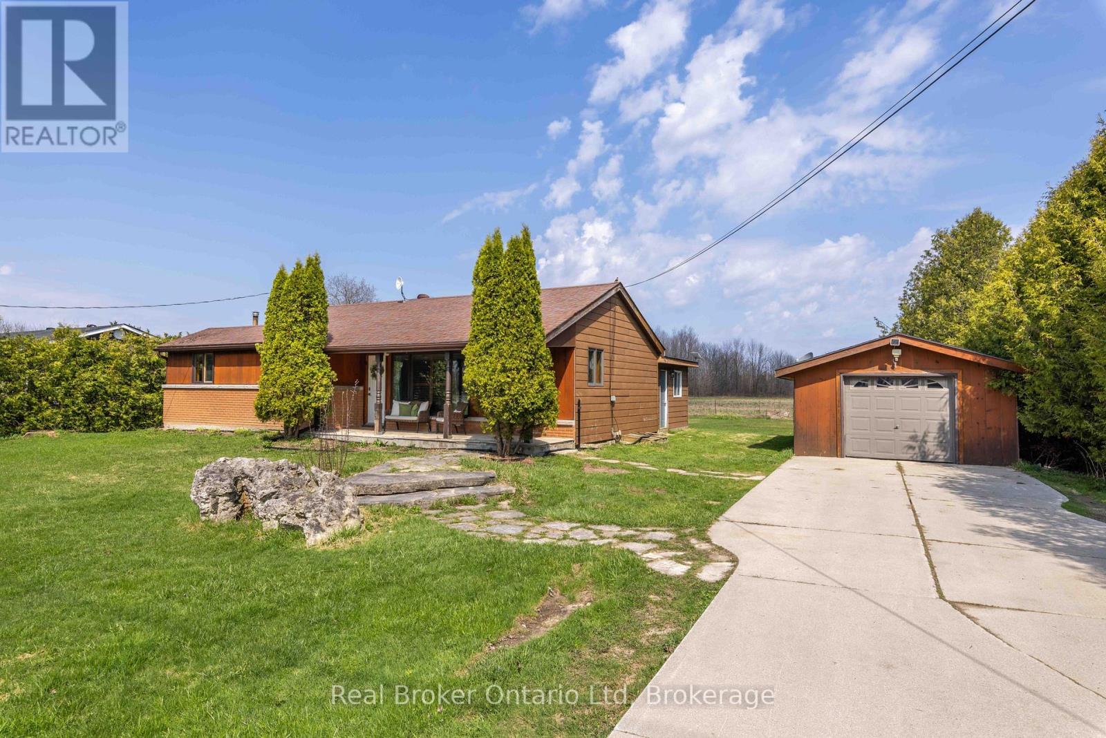 122327 GREY 5 ROAD, Georgian Bluffs, Ontario