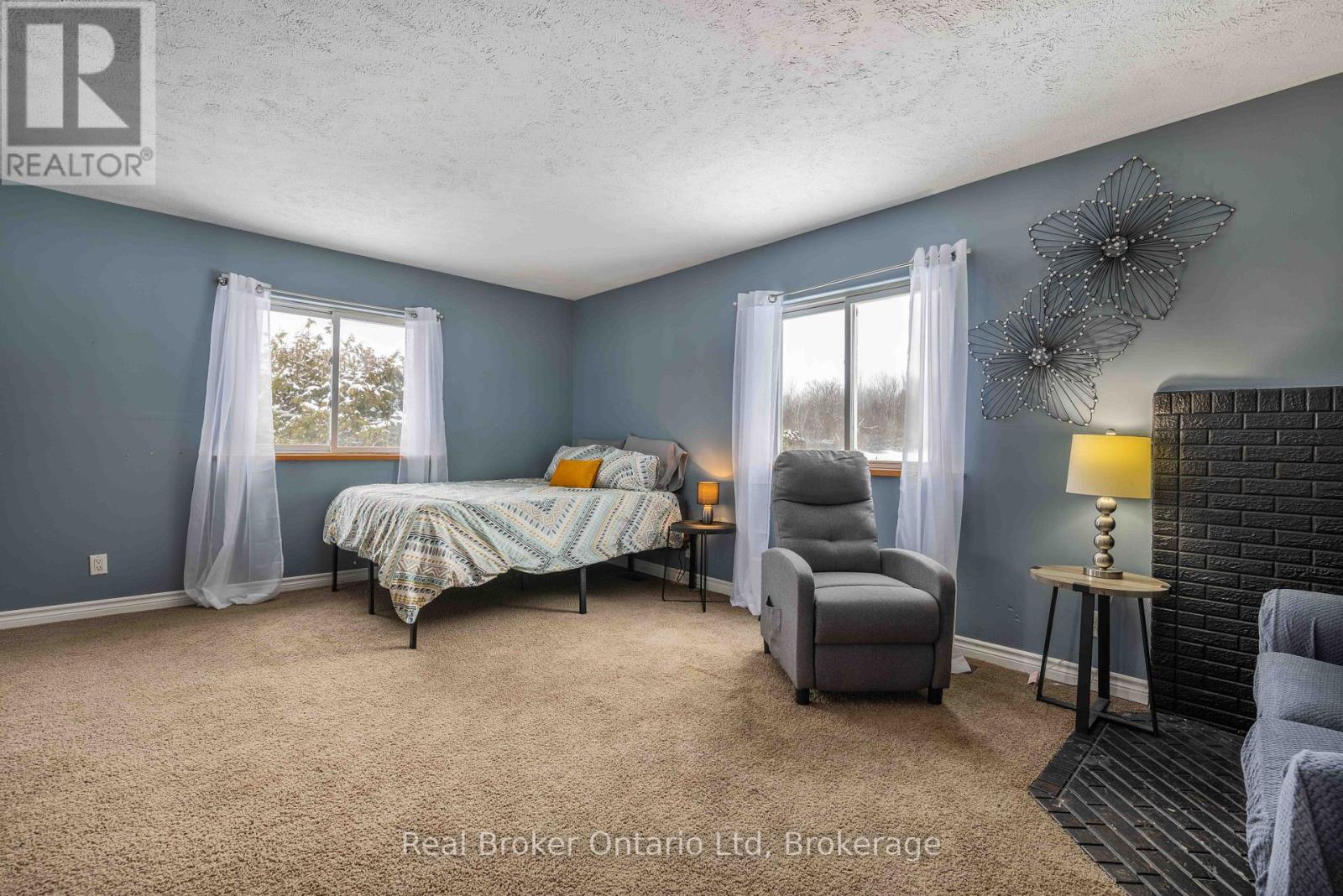 122327 Grey 5 Road, Georgian Bluffs, Ontario  N4K 5N5 - Photo 13 - X12898422