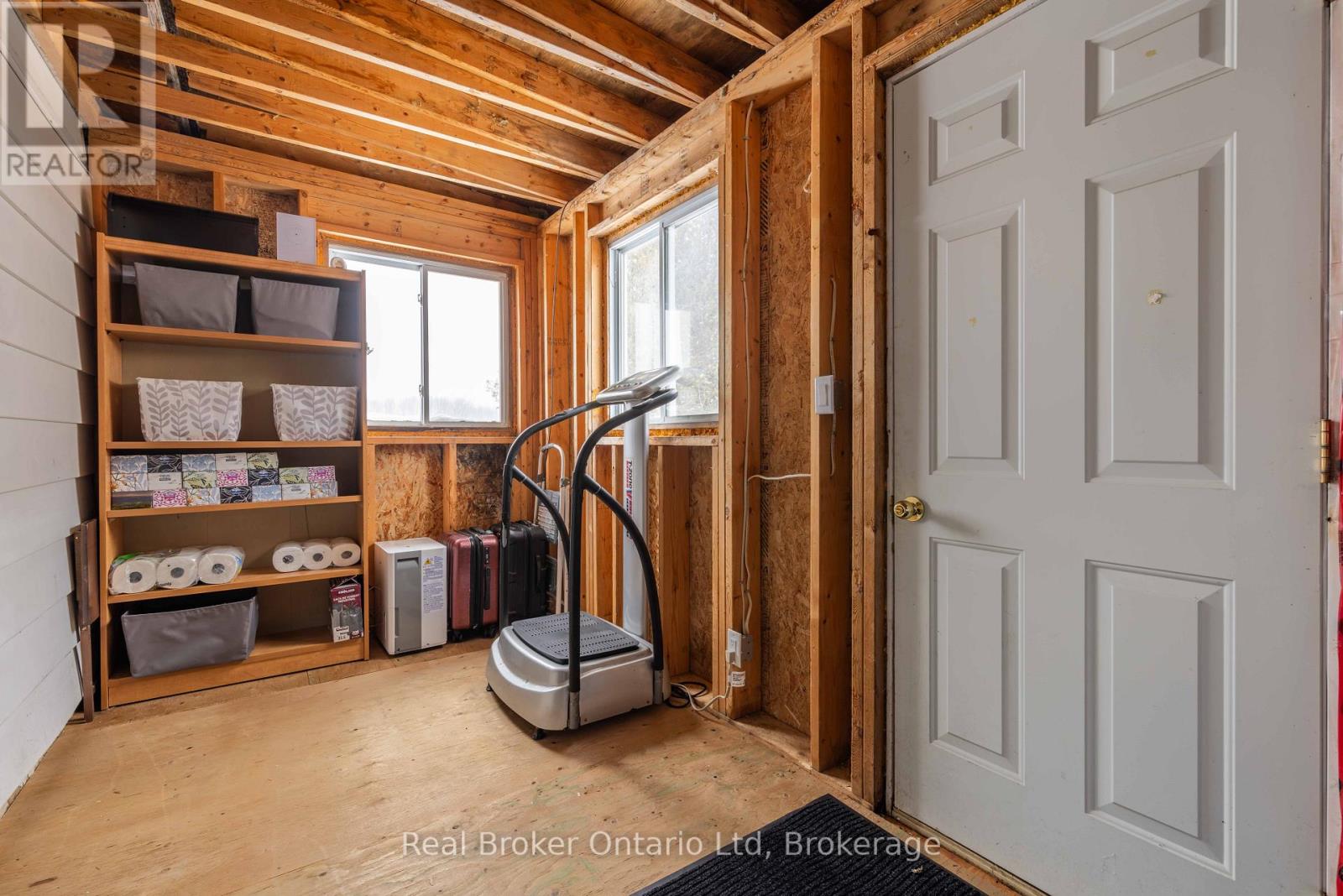 122327 Grey 5 Road, Georgian Bluffs, Ontario  N4K 5N5 - Photo 12 - X12898422