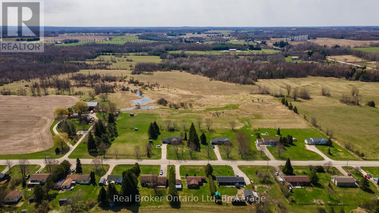 122327 Grey 5 Road, Georgian Bluffs, Ontario  N4K 5N5 - Photo 38 - X12898422