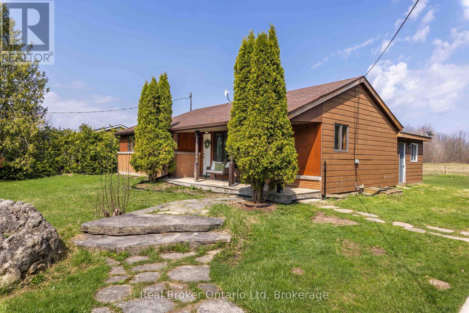 122327 Grey 5 Road, Georgian Bluffs, Ontario  N4K 5N5 - Photo 2 - X12898422