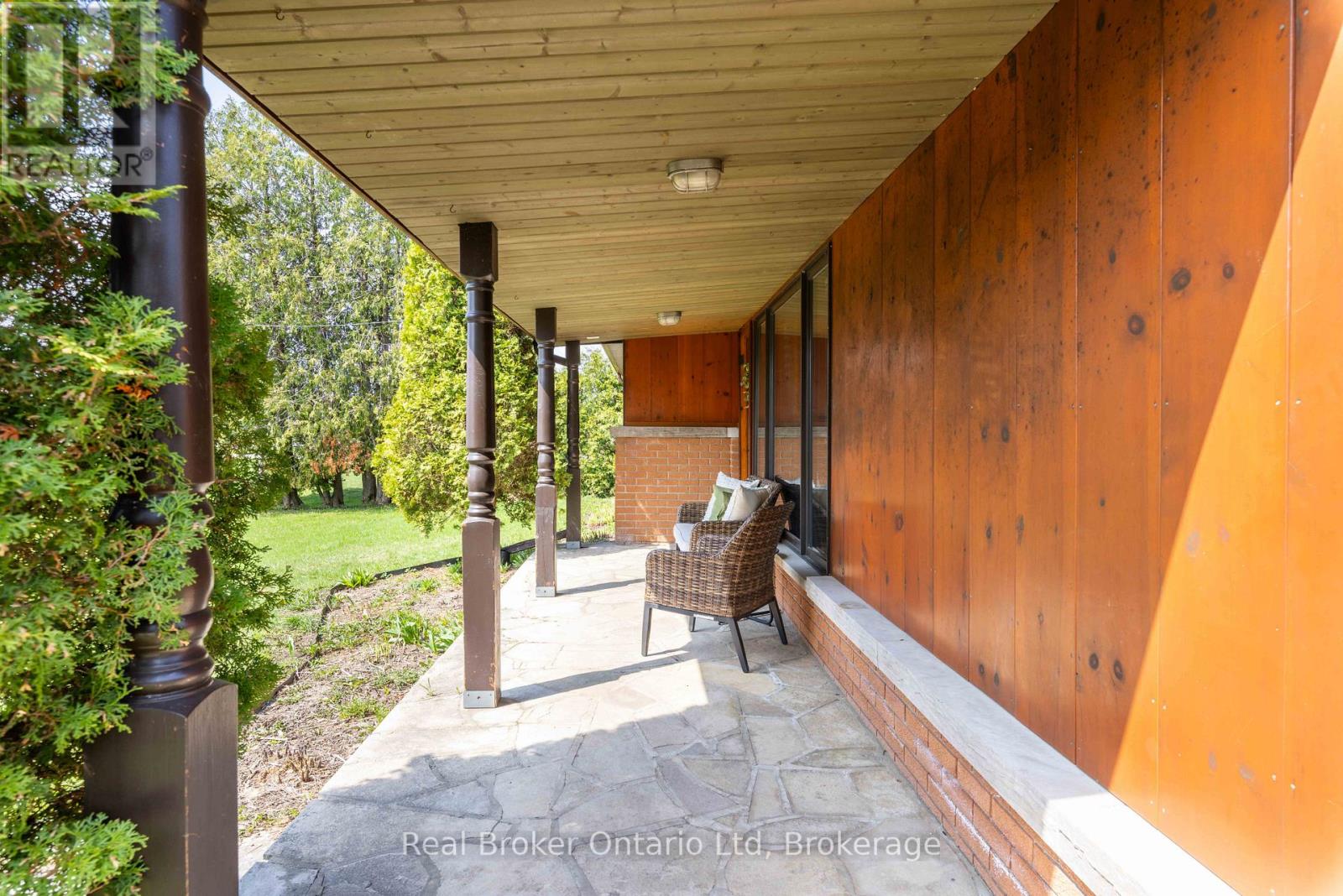 122327 Grey 5 Road, Georgian Bluffs, Ontario  N4K 5N5 - Photo 4 - X12898422