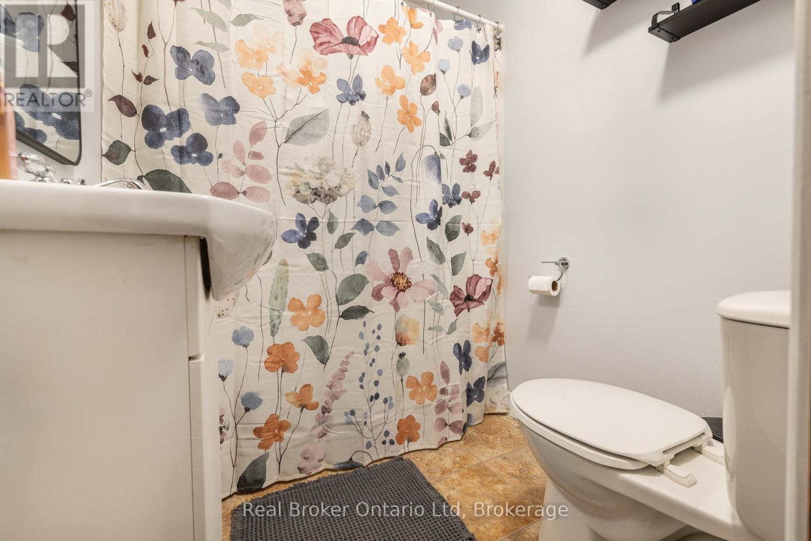 122327 Grey 5 Road, Georgian Bluffs, Ontario  N4K 5N5 - Photo 20 - X12898422