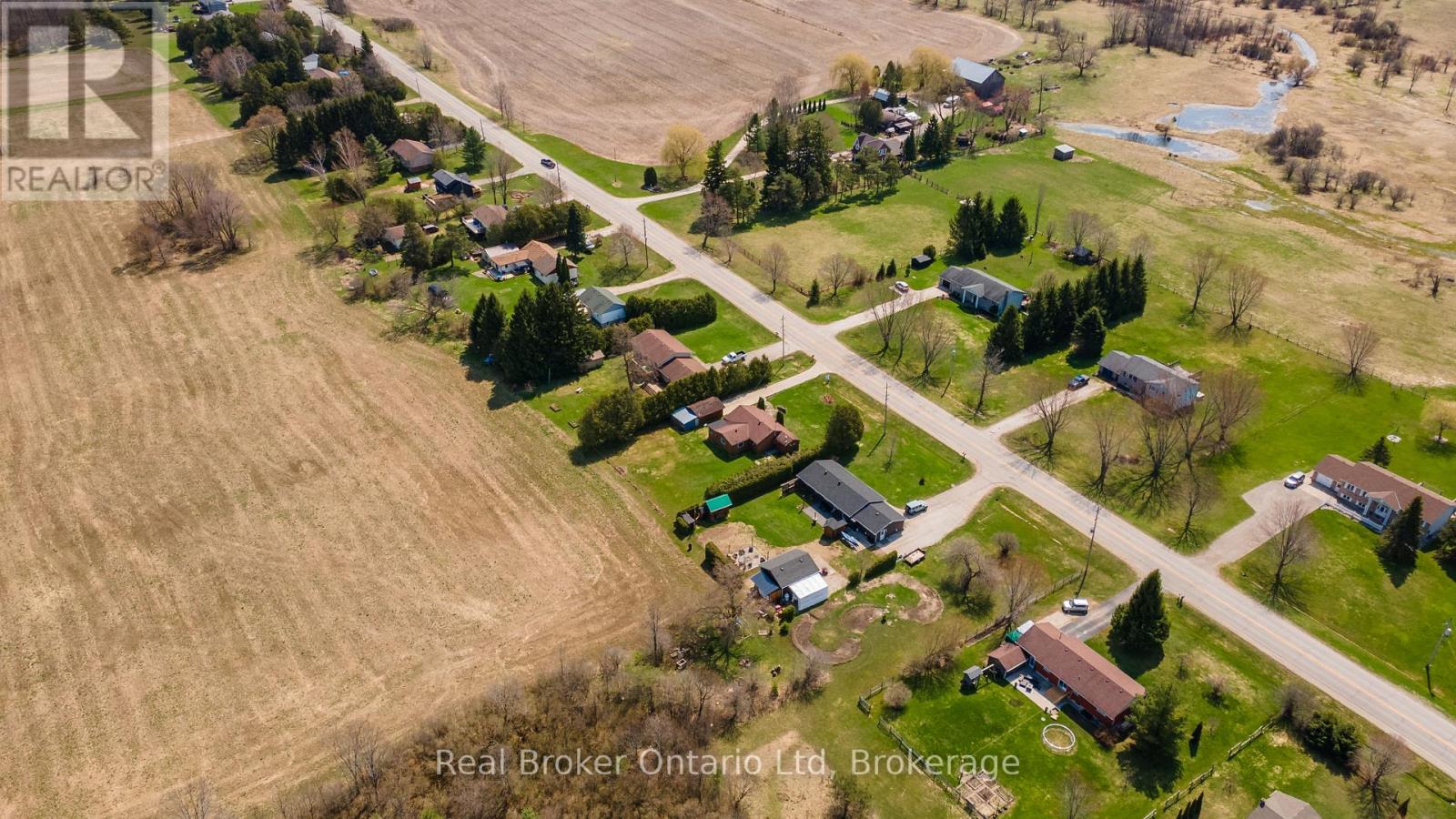 122327 Grey 5 Road, Georgian Bluffs, Ontario  N4K 5N5 - Photo 37 - X12898422